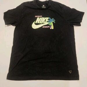 The Nike Tee Original T-shirt Mens Large Beech Party Washed (Slightly Acid)